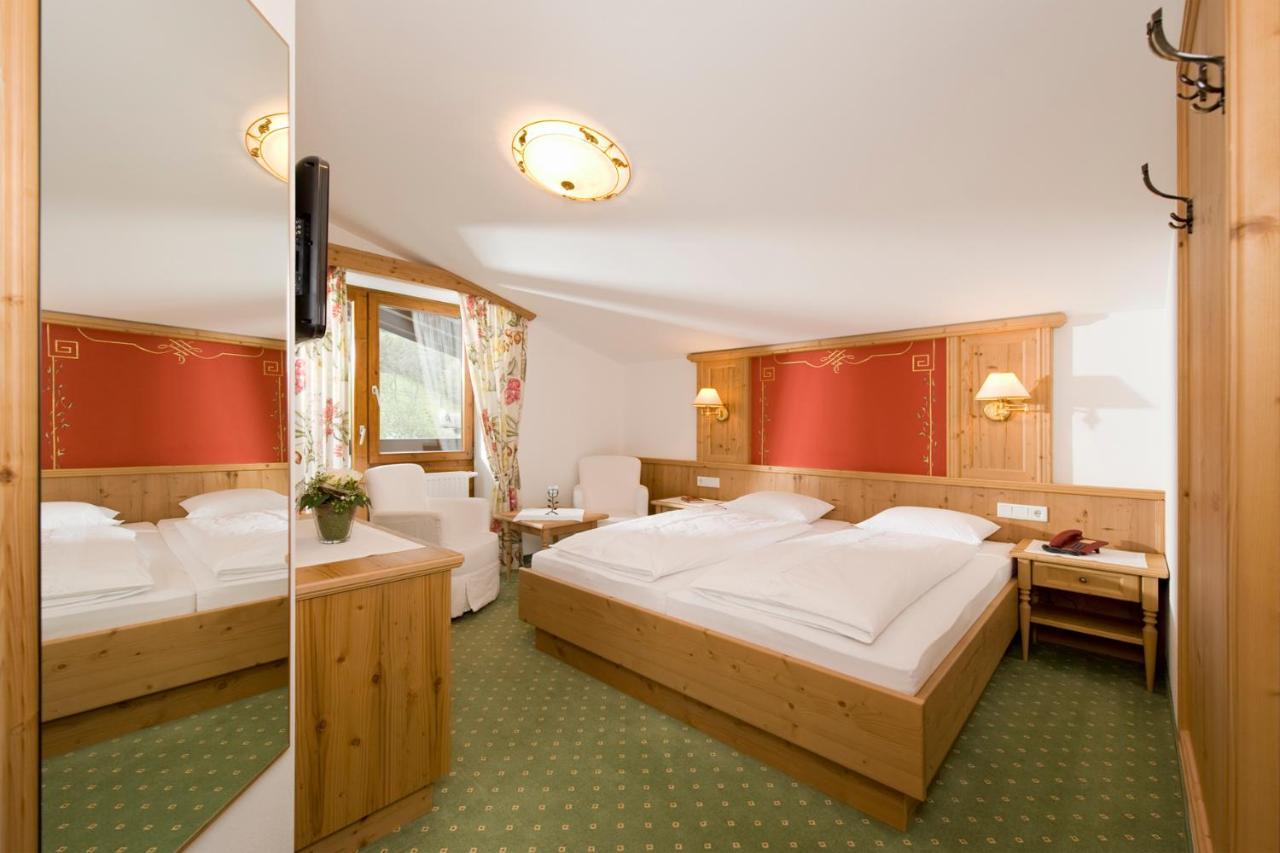 Landhotel Foehrenhof Ellmau Eksteriør billede